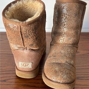 UGG Australia Chestnut Sheepskin Boots